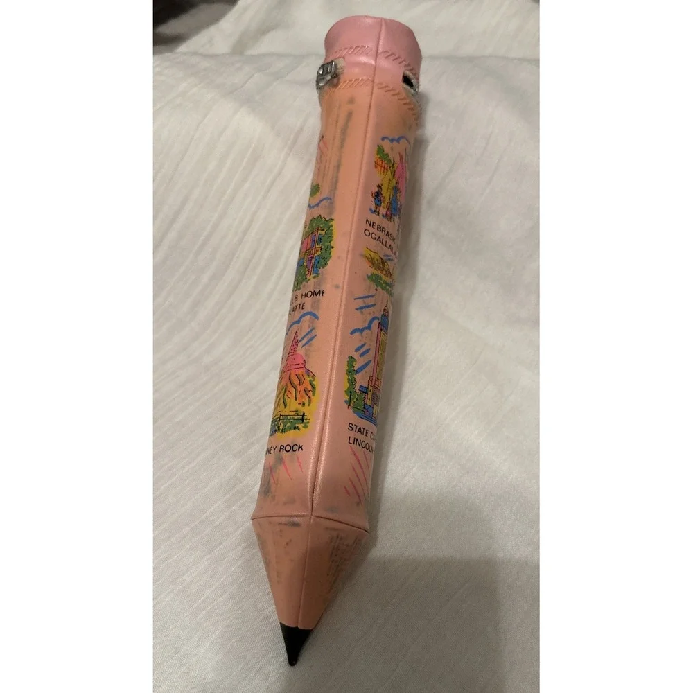 Vintage Nebraska Souvenir‎ Pencil Case Pink – Lincoln State Capitol Retro 1970s